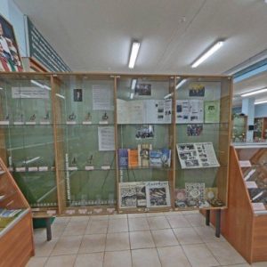 Коллекция инструментов музея хомуса со всего мира.