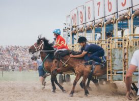 Horse racing in Yakutsk-r